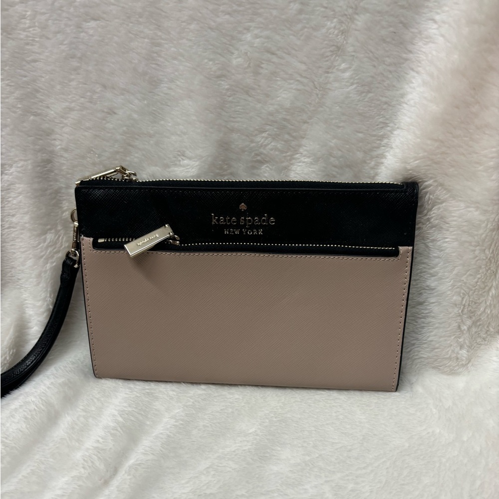 Kate Spade writlet